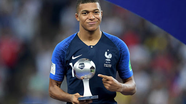 Đánh giá Kylian Mbappe FO4 - Truyền nhân của Thần gió nước Pháp