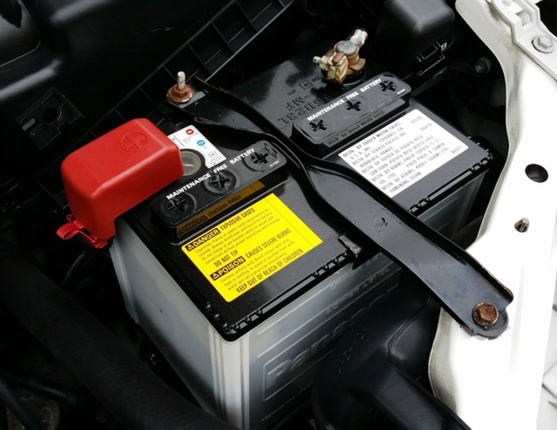 Right Time To Replace Your Car Battery | Roadside Response