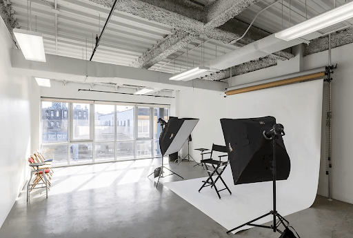 Why Models Should Build Portfolio By Booking Photo Studio In Brooklyn