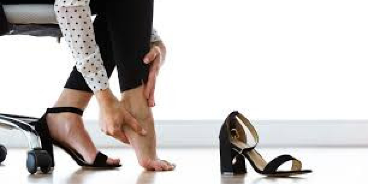 How to Get Rid of Heel Pain Resulting from Wearing Heeled Shoes