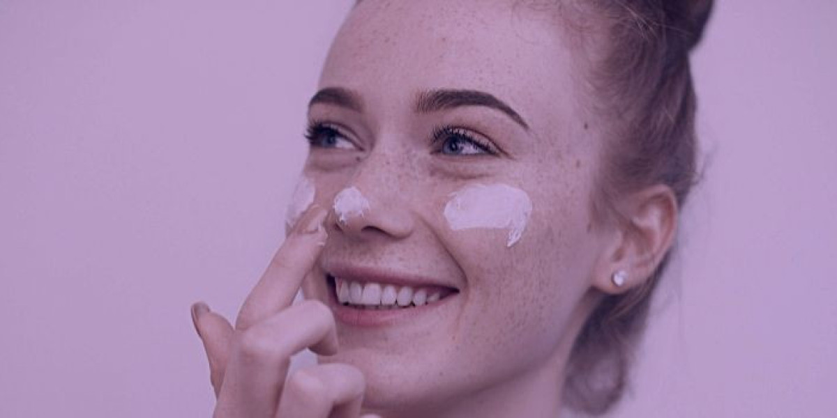 Introducing Tri-Luma Cream: The Ultimate Solution for Skin Hyperpigmentation