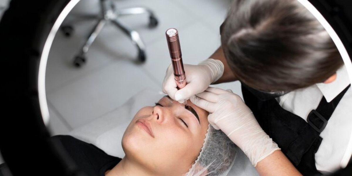 Unveiling the Elegance: Brow Shape and Tint Toorak by Jadore Browsan Dlashes