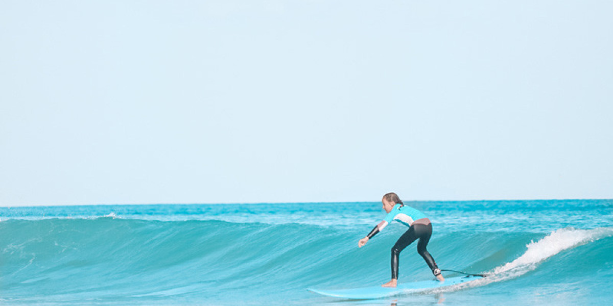 Orewa Surf Report: Stay Informed for Your Surf Session