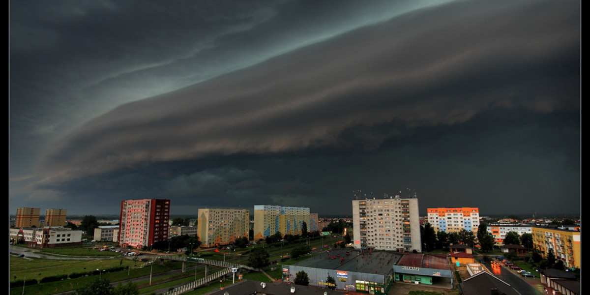 Thunderstorms in Poland: Unraveling the Frequency and Characteristics