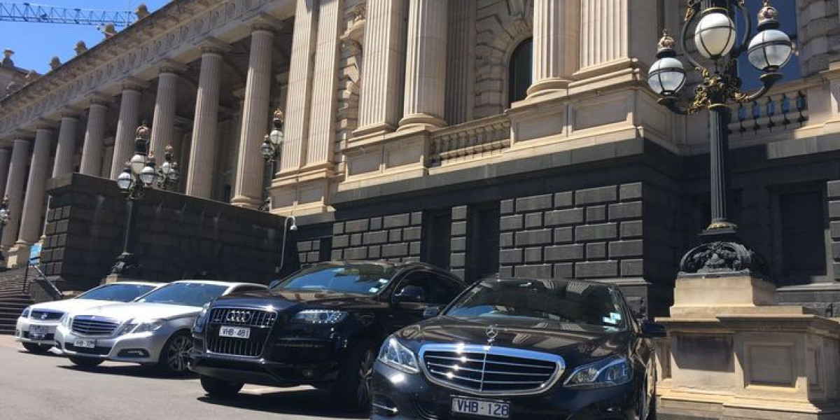 Elevating Your Journey with Luxury Melbourne Airport Transfers