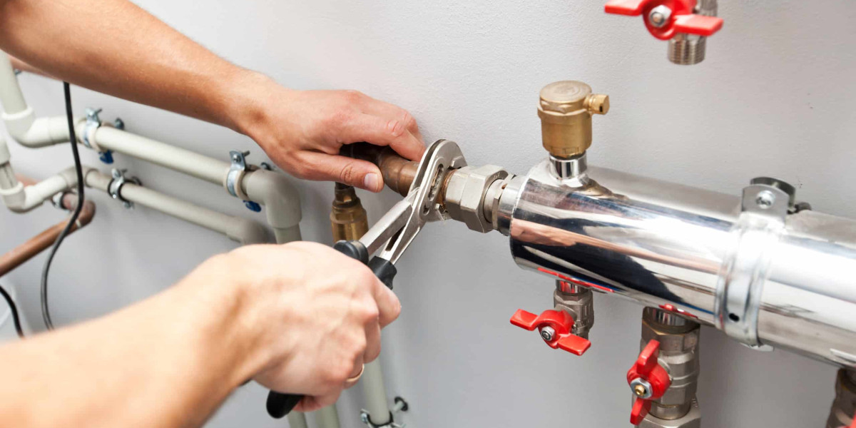 How Much You Should Pay For an Industrial Plumber in Queensland?