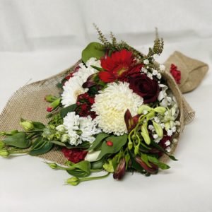 Christmas Flowers, Xmas Flower Delivery to Sunshine North.