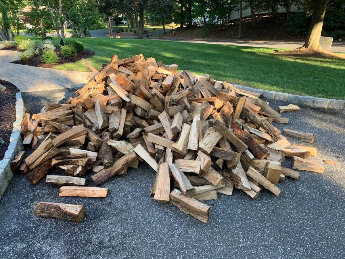 Discover Why Residents Choose Seasoned Firewood in Warwick, NY for Efficient Heating – NY NJ Firewood